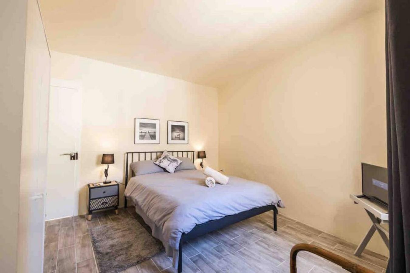 Kalkara 4 *
